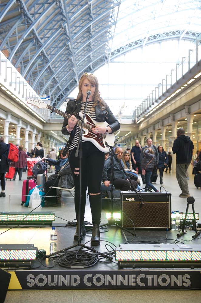 Weekly commuter Rebecca Clements plays live