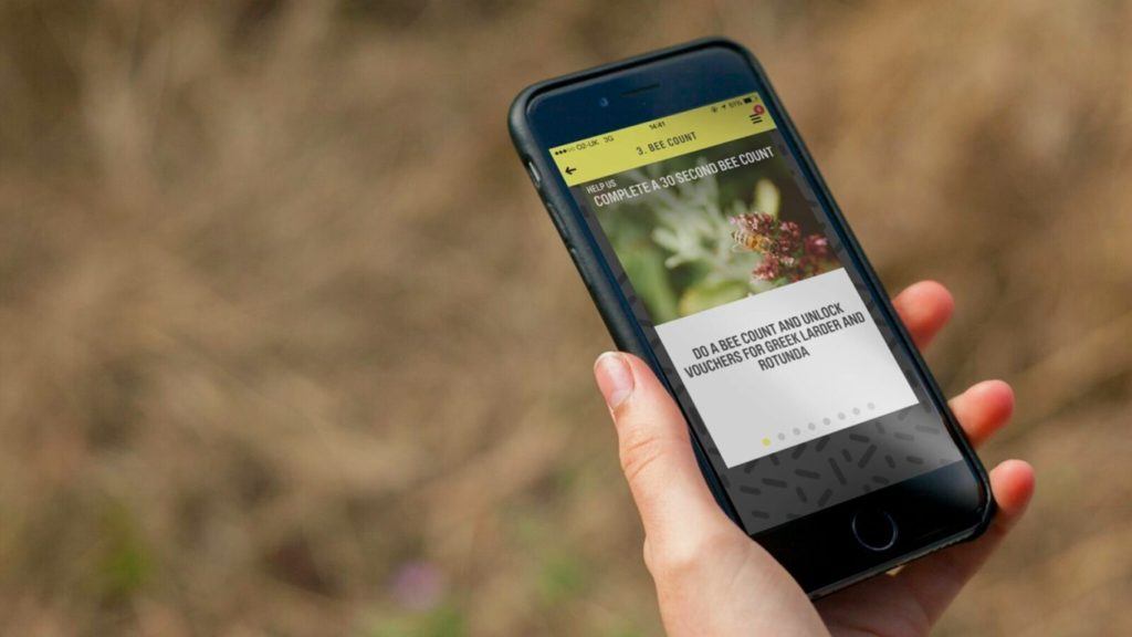 Using the bee trail app on a mobile phone